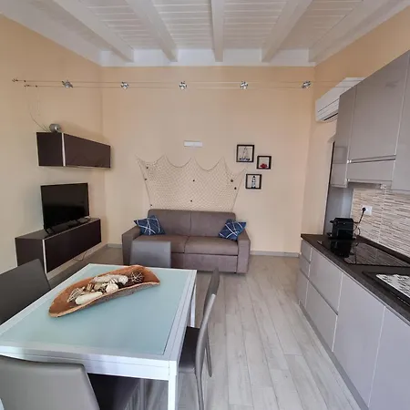 La Marina Apartment *