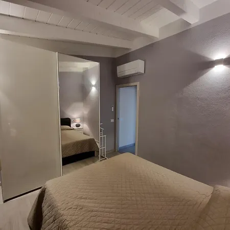 La Marina Apartman *